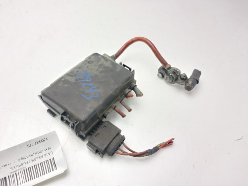 CAJA RELES / FUSIBLES Seat LEON (1M1) 
