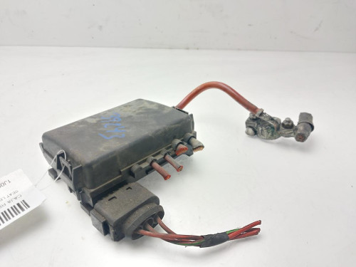 CAJA RELES / FUSIBLES Seat LEON (1M1) 