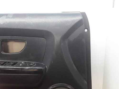 GUARNECIDO PUERTA DELANTERA IZQUIERDA Kia SOUL (AM) 
