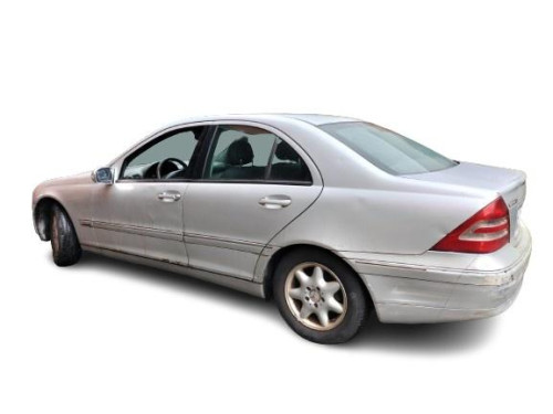  MERCEDES-BENZ CLASE C (BM 203) BERLINA 