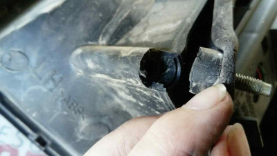 PILOTO TRASERO IZQUIERDO, Kia, SPORTAGE