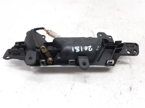 MANETA INTERIOR TRASERA DERECHA AUDI A6 BERLINA (4F2) 