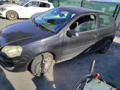 VOLKSWAGEN POLO IV (9N3) — Donor Vehicle for Used Parts 