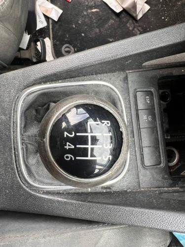VOLKSWAGEN JETTA V (1K2) — vehículo donante para recambios 