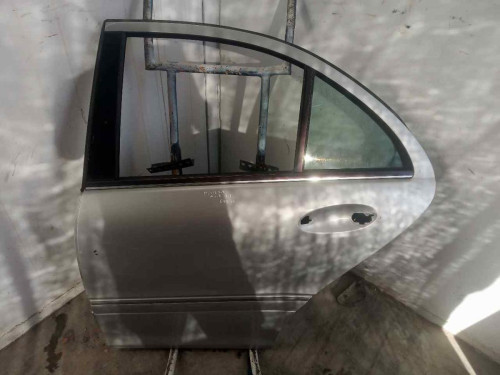 PUERTA TRASERA IZQUIERDA MERCEDES-BENZ CLASE C (BM 203) BERLINA 