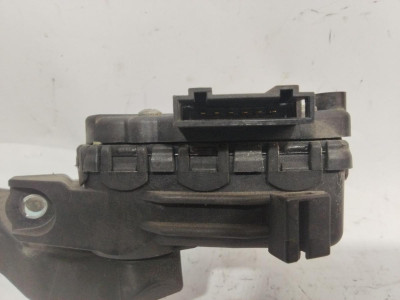 PEDAL ACELERADOR