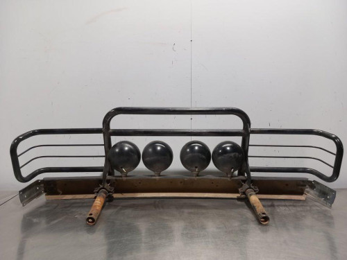  DEFENSA DELANTERA, LADA, NIVA (2121/21213/21214/21215/2131) 