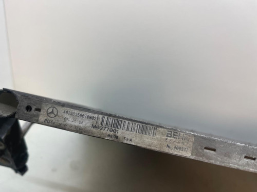 CONDENSADOR / RADIADOR AIRE ACONDICIONADO Mercedes-Benz VITO BASIC-KOMBI (639) 