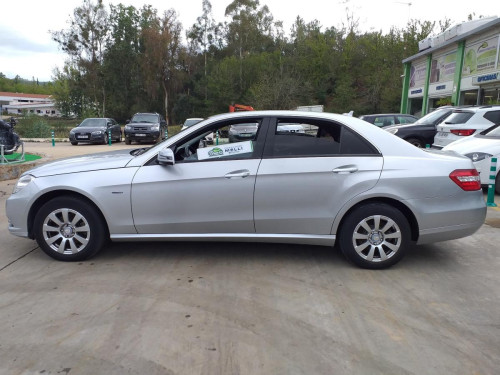  MERCEDES-BENZ CLASE E (BM 212) LIM. 