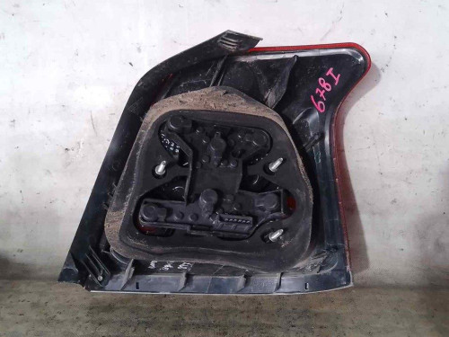 PILOTO TRASERO IZQUIERDO TOYOTA AVENSIS BERLINA (T25) 