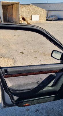 PEUGEOT 605
