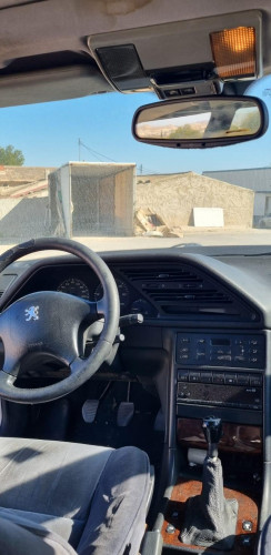 PEUGEOT 605 — vehículo donante para recambios 