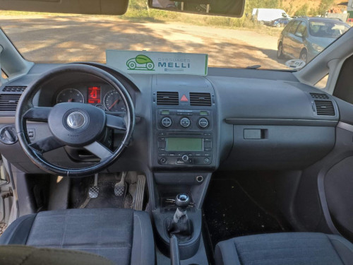  VOLKSWAGEN TOURAN (1T1) 