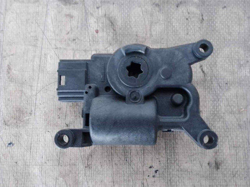 MOTOR APERTURA TRAMPILLAS CLIMATIZADOR Seat LEON (5F1) 