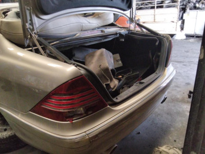 MERCEDES-BENZ CLASE S (BM 220) BERLINA