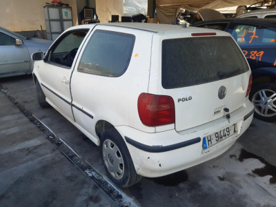 VOLKSWAGEN POLO III BERLINA (6N2)