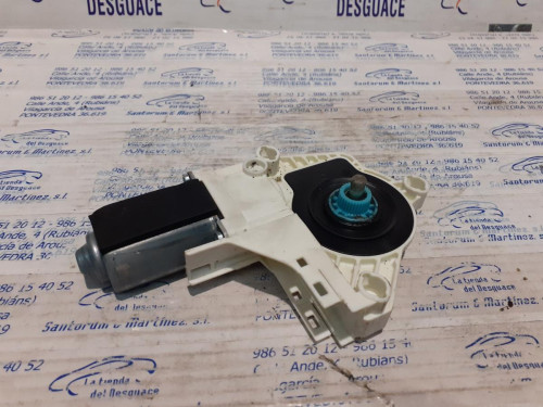  MOTOR ELEVALUNAS DELANTERO DERECHO 