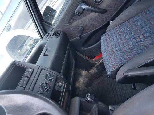 VOLKSWAGEN POLO II (867/871/873) — vehículo donante para recambios 