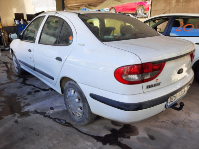 RENAULT MEGANE I FASE 2 CLASSIC (LA...)