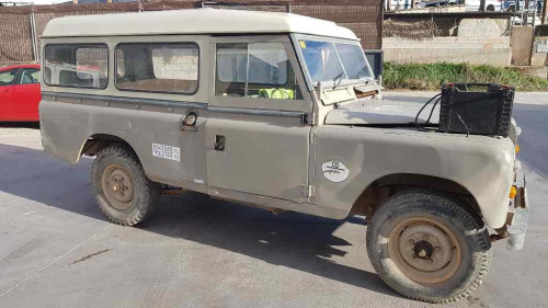  LAND ROVER 