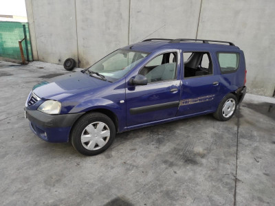 DACIA LOGAN 1