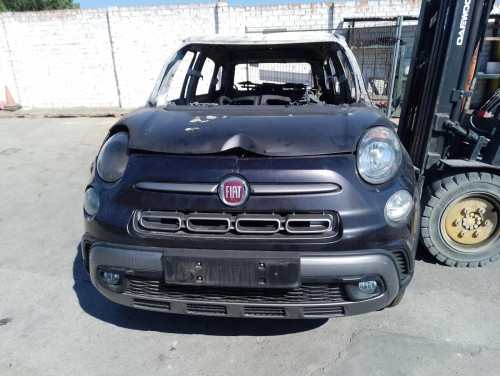  FIAT 500L (330) 