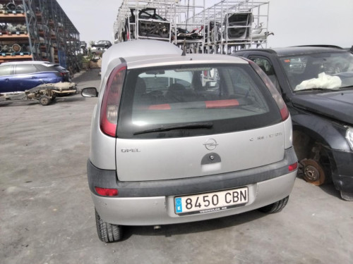 OPEL CORSA C — vehículo donante para recambios 