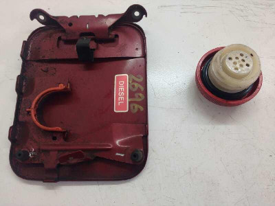 TAPA EXTERIOR COMBUSTIBLE, NISSAN, TERRANO II (R20)
