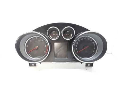 CUADRO INSTRUMENTOS Opel INSIGNIA BERLINA 