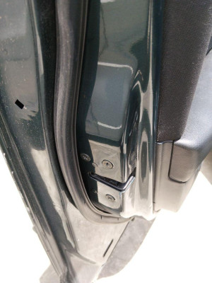 CERRADURA PUERTA DELANTERA IZQUIERDA