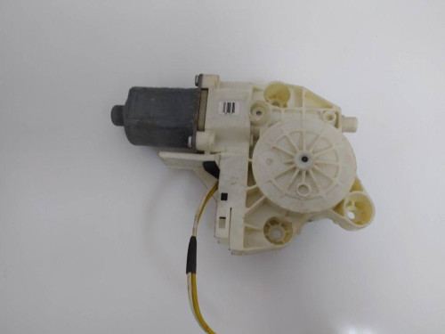 MOTOR ELEVALUNAS DELANTERO IZQUIERDO Ford FOCUS SPORTBREAK (CB4) 