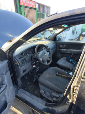 KIA CARENS (RS)