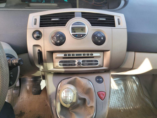  RENAULT SCENIC II (JM) 