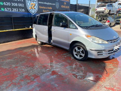 TOYOTA PREVIA (R30)