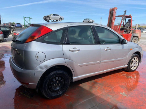  FORD FOCUS BERLINA (CAK) 
