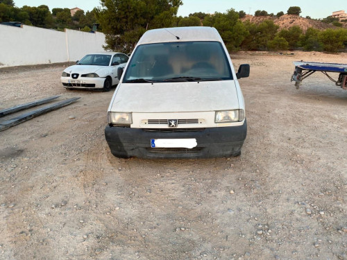 PEUGEOT EXPERT COMBI (1995) — автомобиль-донор на запчасти 
