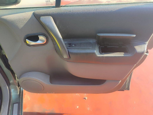 RENAULT SCENIC II (JM) — vehículo donante para recambios 