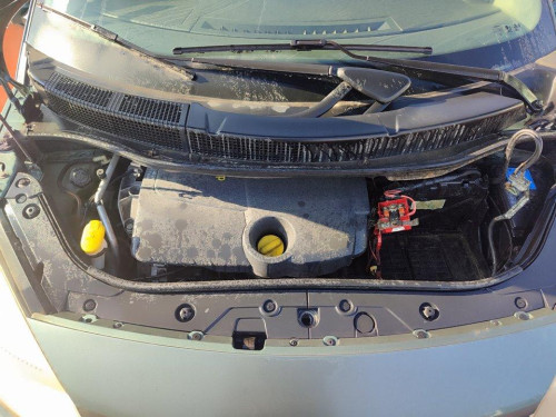 RENAULT SCENIC II (JM) — vehículo donante para recambios 