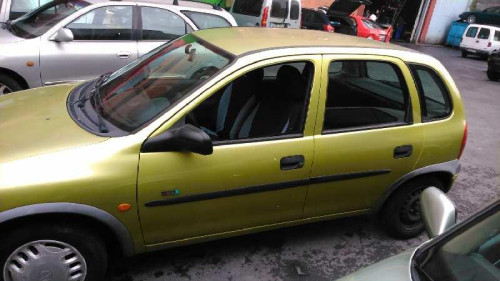  OPEL CORSA B 