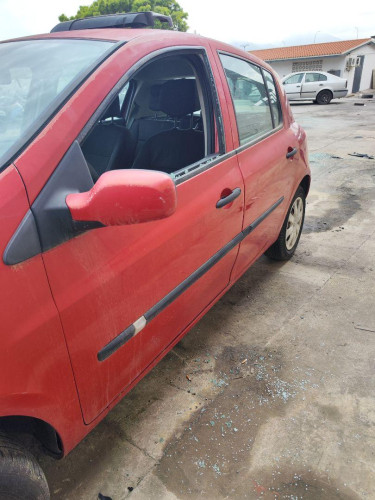 PUERTA DELANTERA IZQUIERDA RENAULT CLIO III 