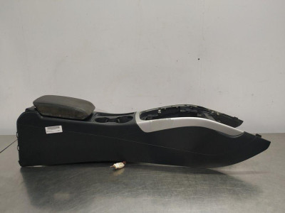 APOYABRAZOS CENTRAL, AUDI, A4 AVANT (8K5)