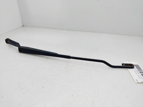 BRAZO LIMPIA DELANTERO IZQUIERDO Volkswagen GOLF IV BERLINA (1J1)(10.1997) 