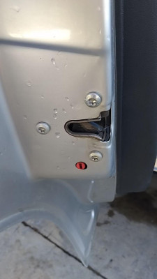 CERRADURA PUERTA TRASERA IZQUIERDA Opel Corsa C (2000->)