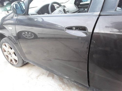 PUERTA DELANTERA IZQUIERDA Fiat CROMA (194) 