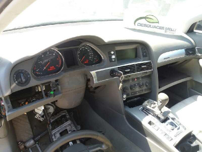 AUDI A6 BERLINA (4F2)