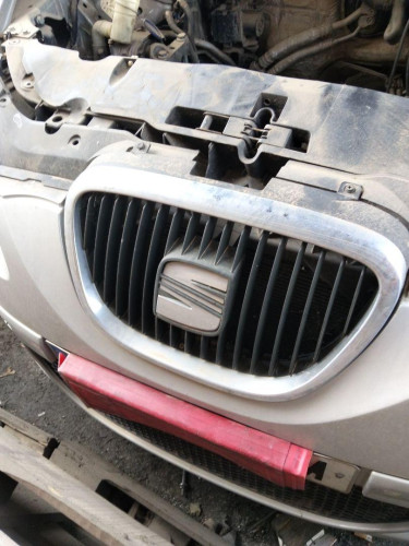 REJILLA DELANTERA Seat ALTEA (5P1) 