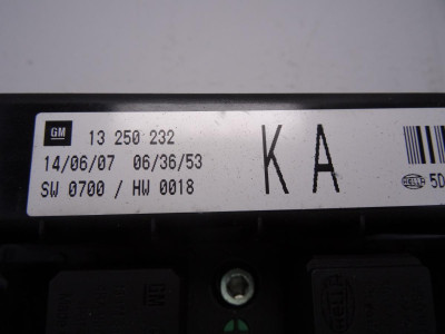 CAJA RELES / FUSIBLES, OPEL, ASTRA H BERLINA