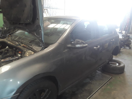 VOLKSWAGEN GOLF VI (5K1)(10.2008) — vehículo donante para recambios 