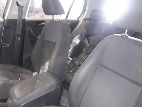 VOLKSWAGEN GOLF VI (5K1)(10.2008) — vehículo donante para recambios 