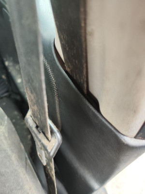 CINTURON SEGURIDAD DELANTERO DERECHO